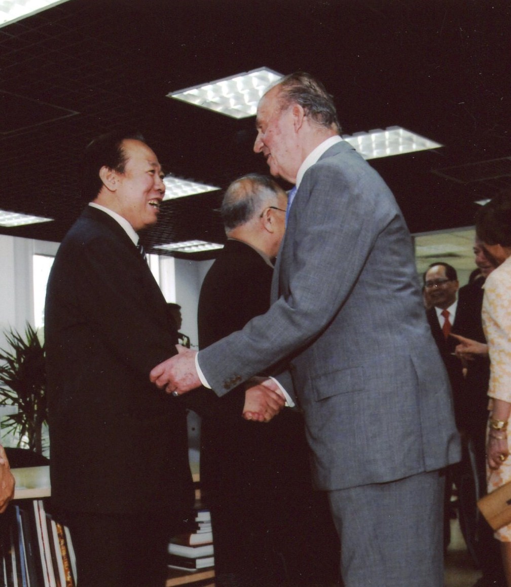 edebbe88c8cc47afa194144b8d0a2c41.jpg
